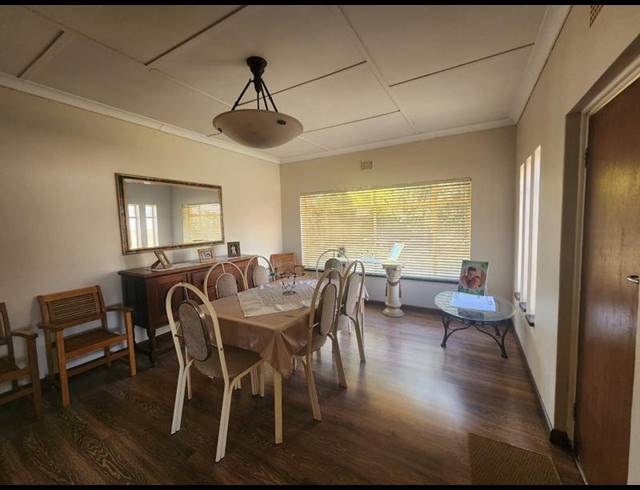 3 BEDROOM HOUSE FOR SALE IN GREENHILLS